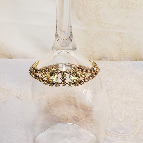 Weiss Rhinestone Tennis Bracelet - Picture 3 of 12